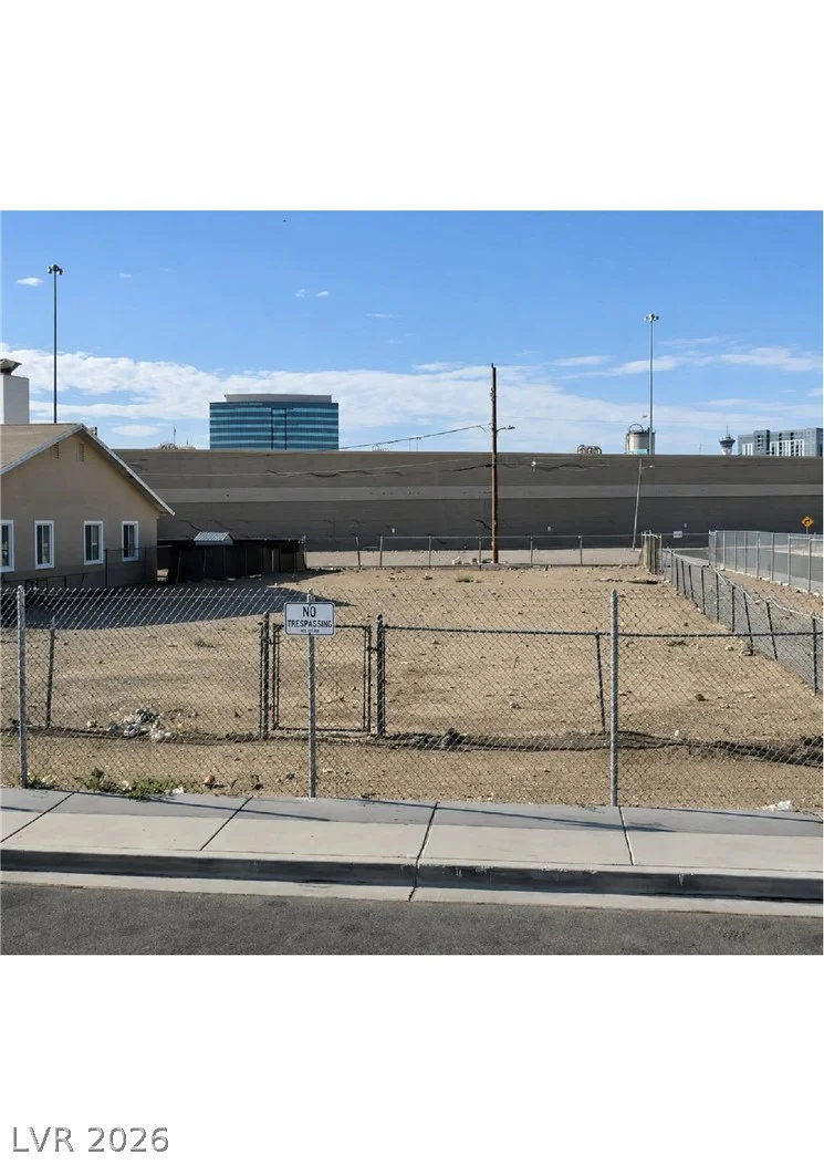 633 McWilliams, Las Vegas, NV 89106