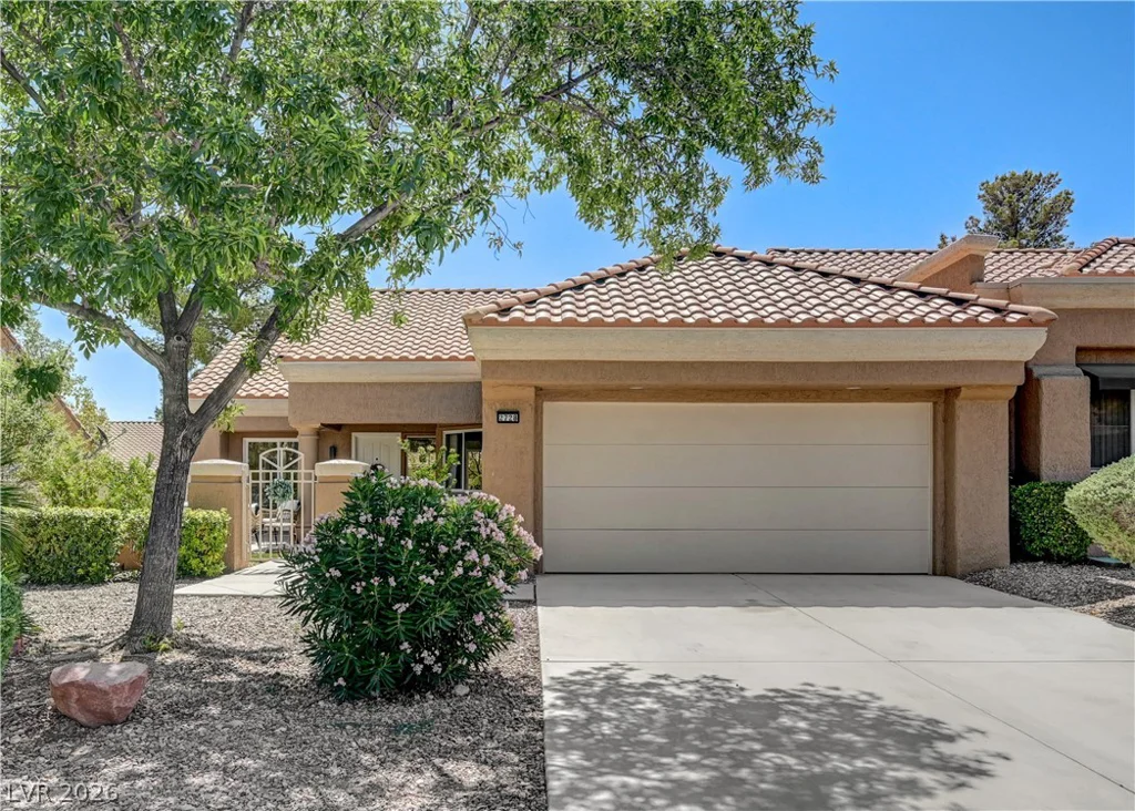 2728 Showcase, Las Vegas, NV 89134
