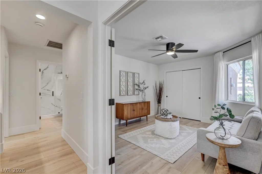 2728 Showcase, Las Vegas, NV 89134