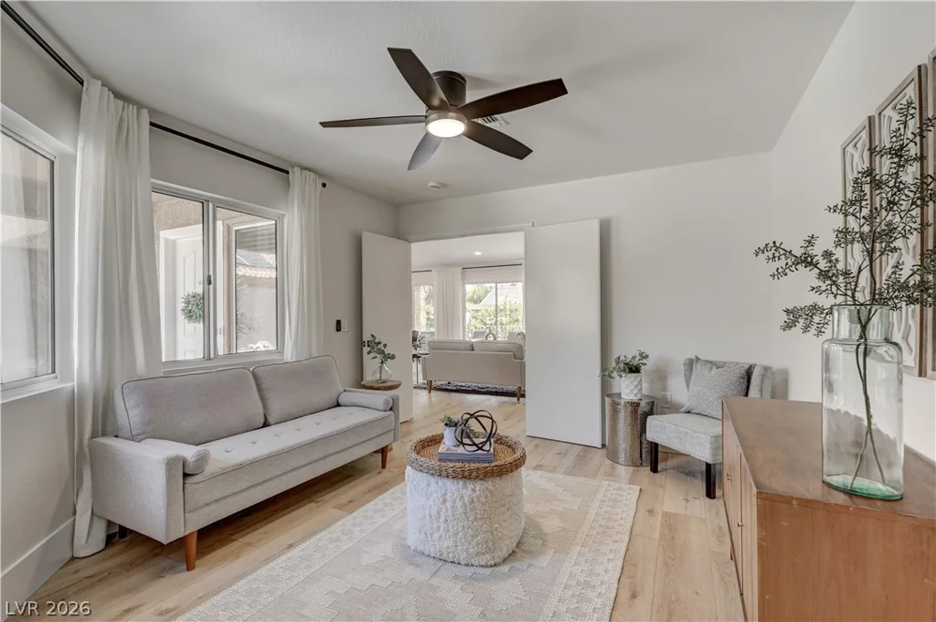 2728 Showcase, Las Vegas, NV 89134