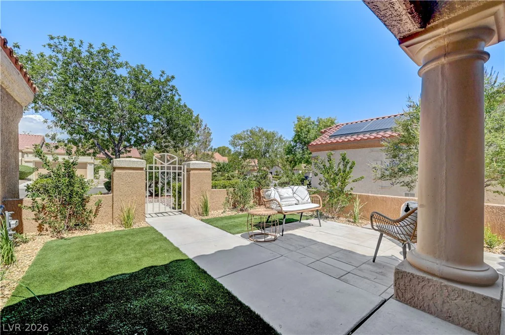 2728 Showcase, Las Vegas, NV 89134