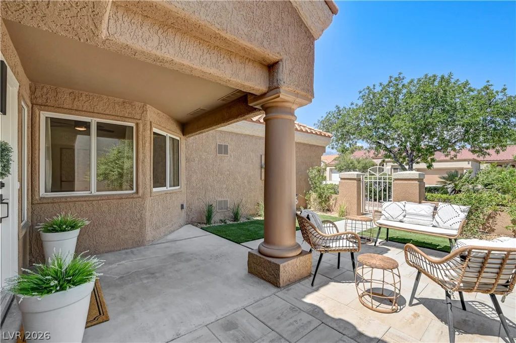 2728 Showcase, Las Vegas, NV 89134