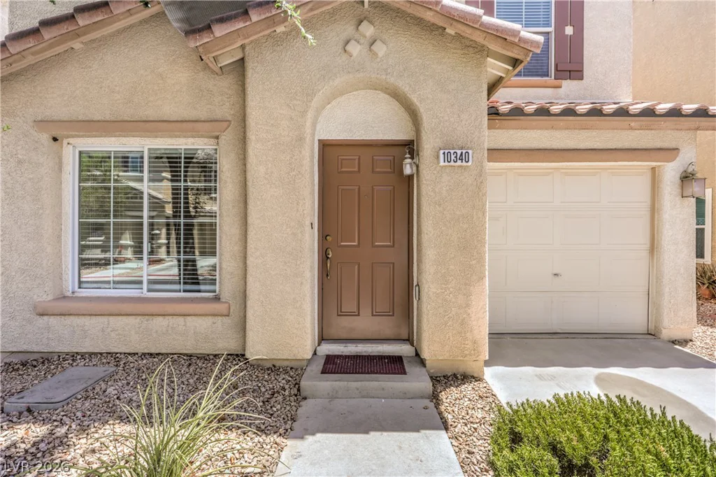 10340 Gunter Hill, Las Vegas, NV 89183
