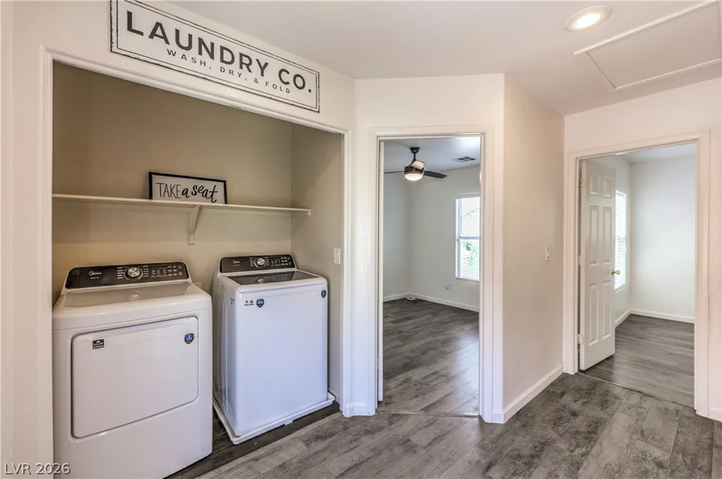 10340 Gunter Hill, Las Vegas, NV 89183