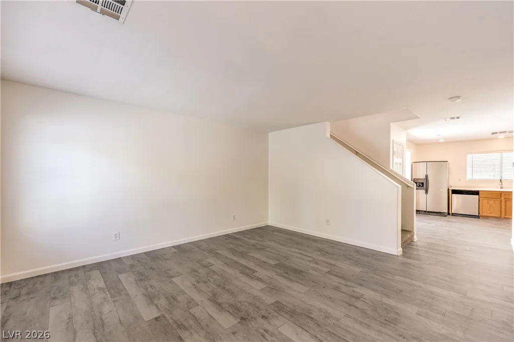 10340 Gunter Hill, Las Vegas, NV 89183