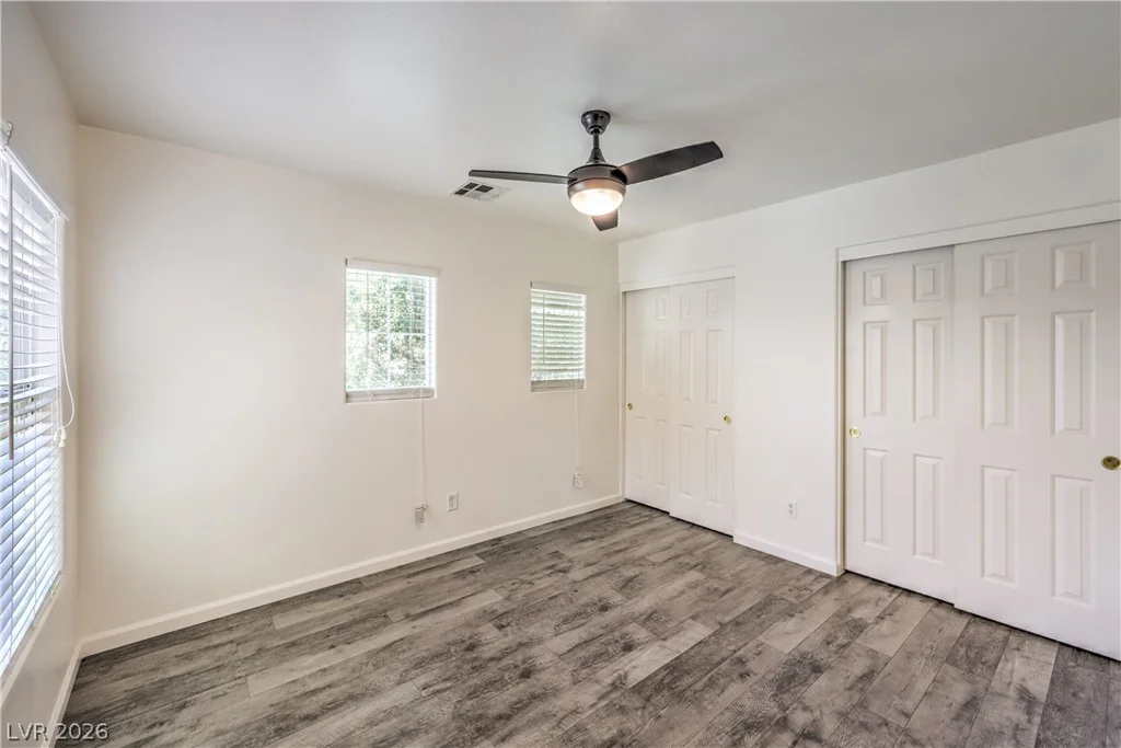 10340 Gunter Hill, Las Vegas, NV 89183
