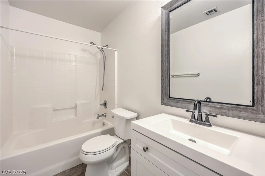 10340 Gunter Hill, Las Vegas, NV 89183