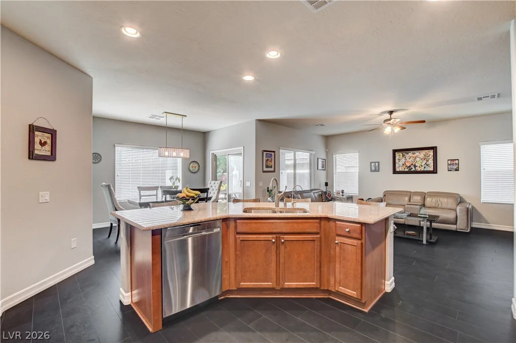10604 Harvest Green, Las Vegas, NV 89135