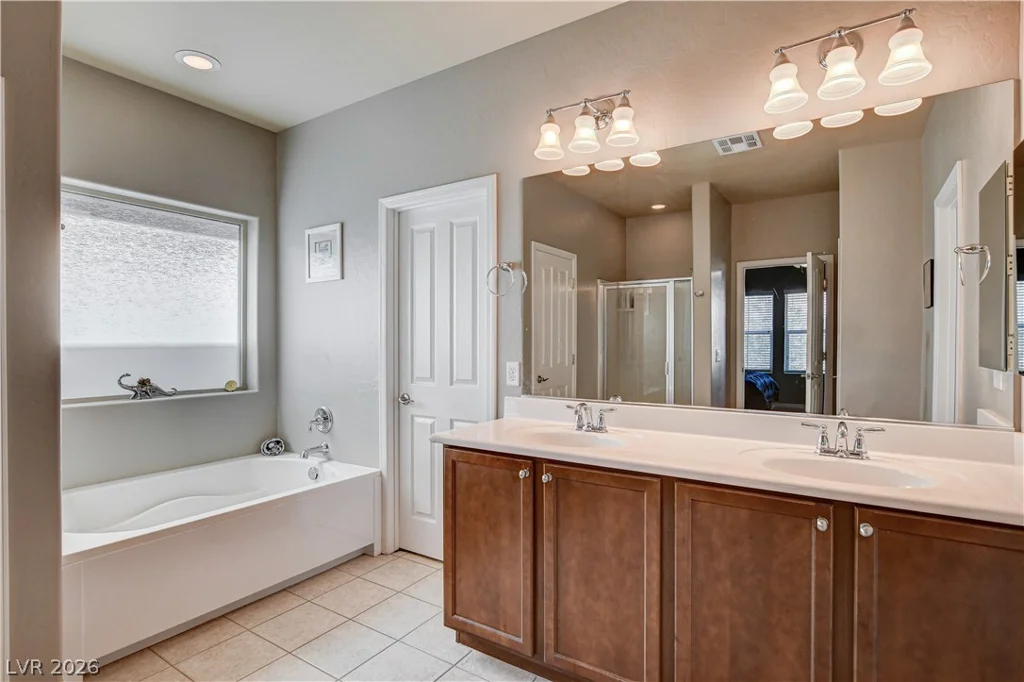 10604 Harvest Green, Las Vegas, NV 89135