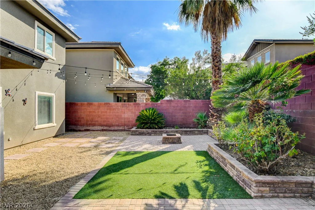 10604 Harvest Green, Las Vegas, NV 89135