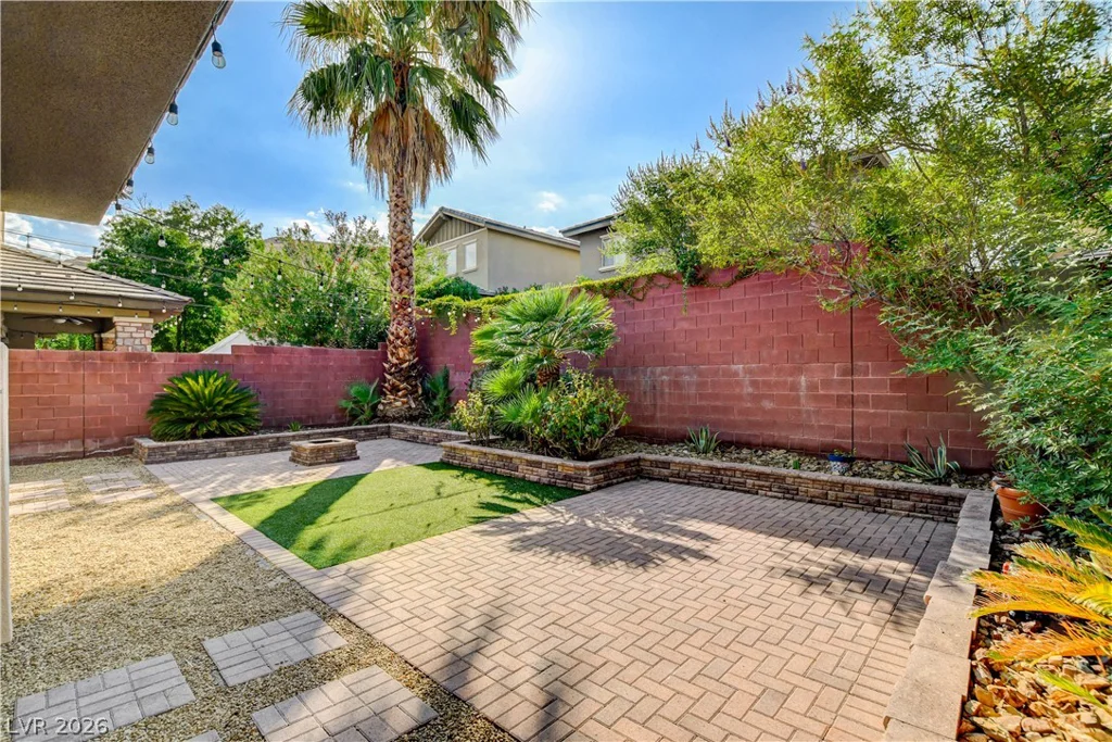 10604 Harvest Green, Las Vegas, NV 89135