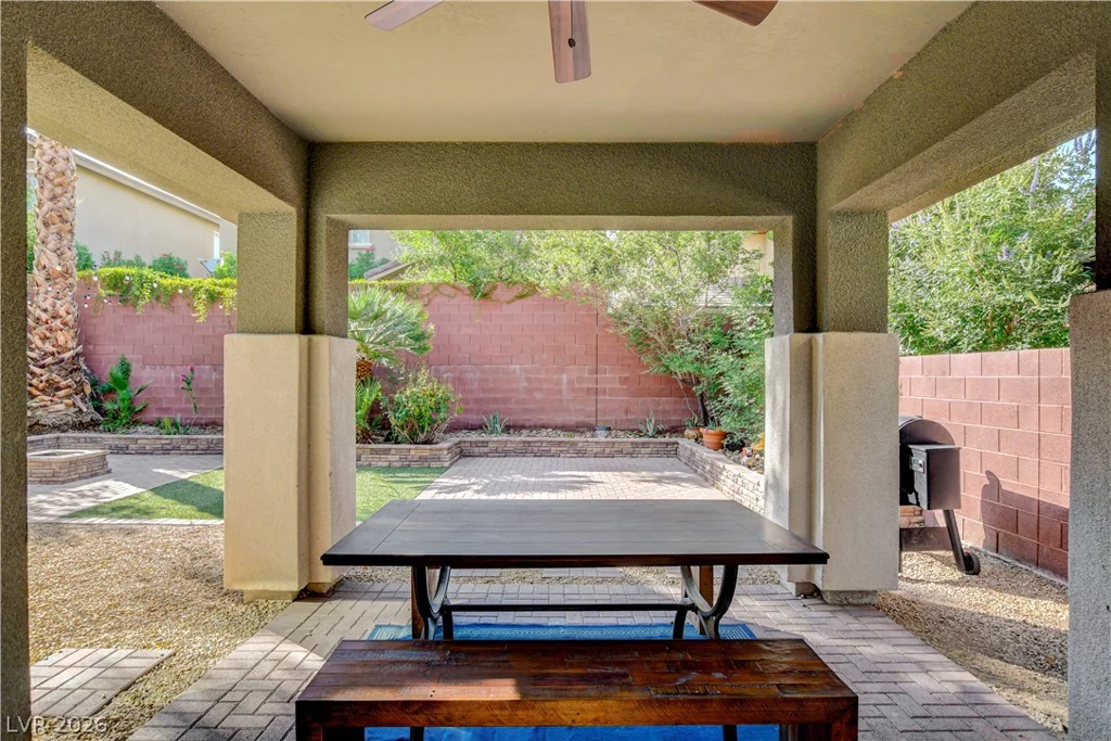 10604 Harvest Green, Las Vegas, NV 89135