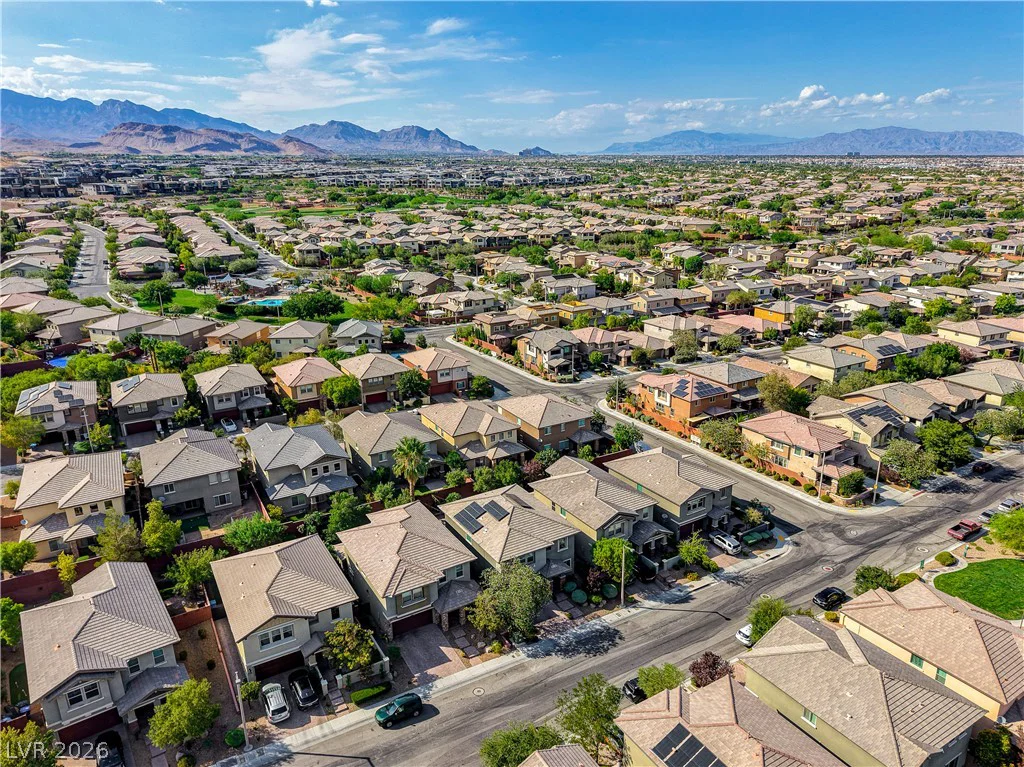 10604 Harvest Green, Las Vegas, NV 89135