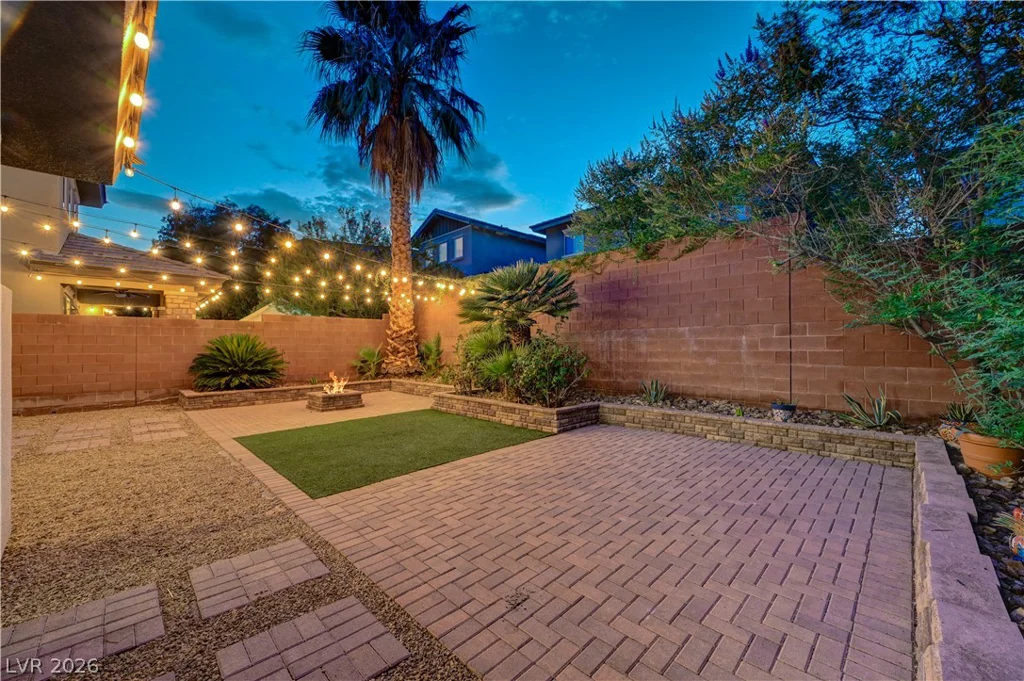 10604 Harvest Green, Las Vegas, NV 89135