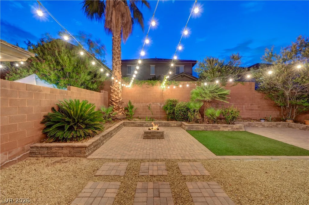 10604 Harvest Green, Las Vegas, NV 89135