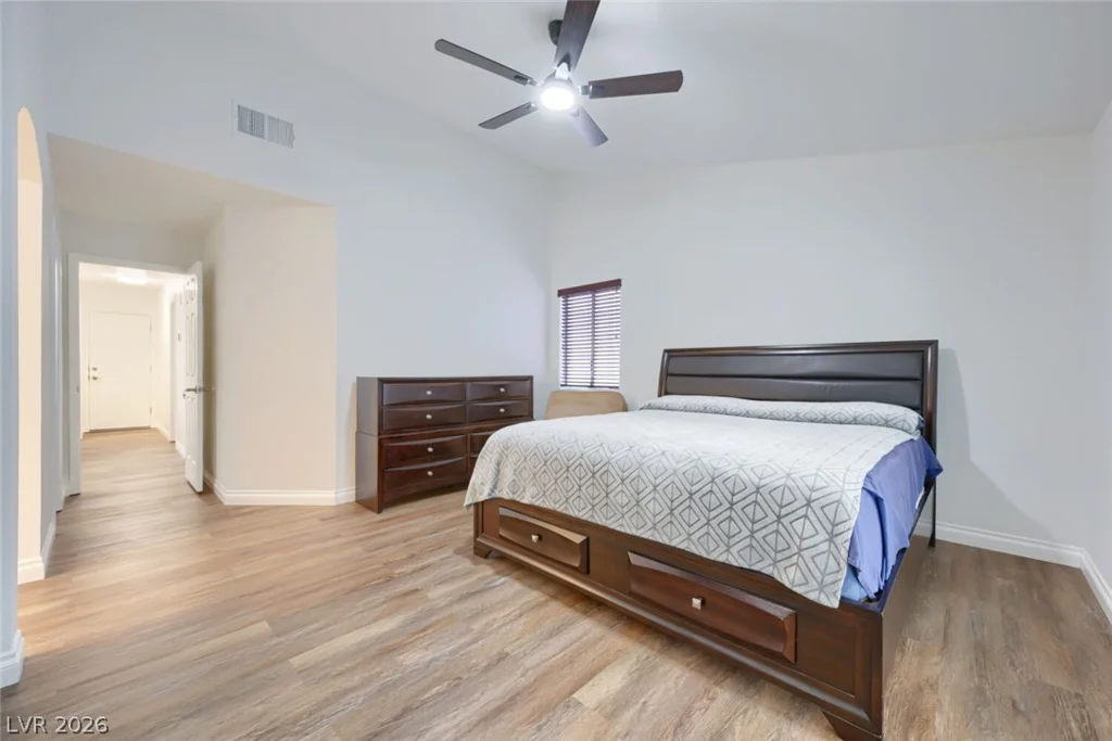1548 Champagne, Las Vegas, NV 89119