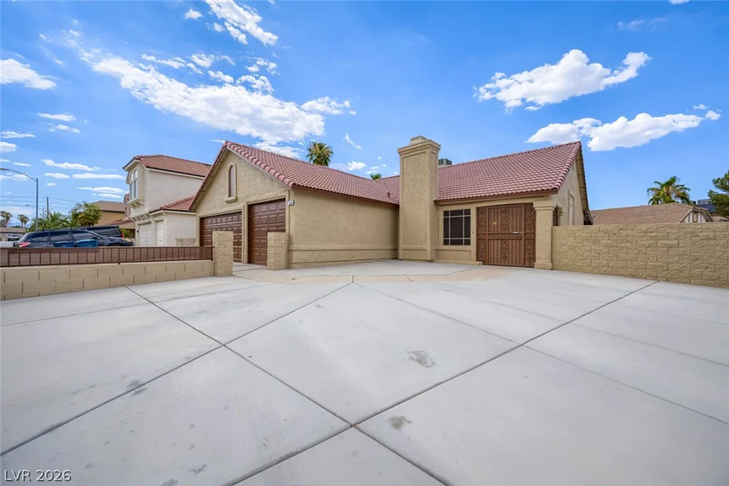 1548 Champagne, Las Vegas, NV 89119