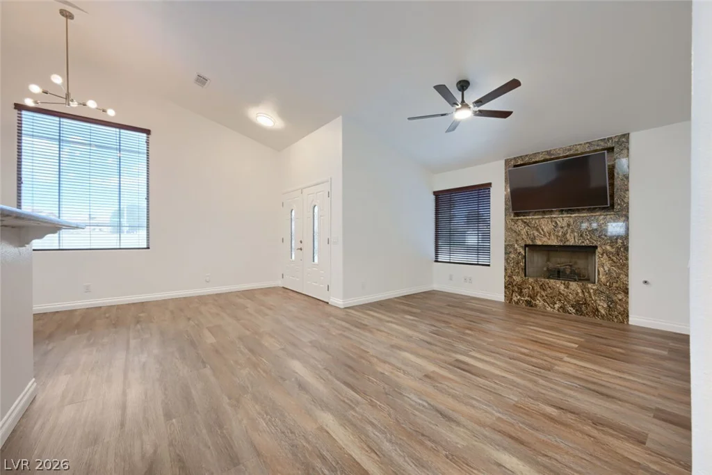 1548 Champagne, Las Vegas, NV 89119