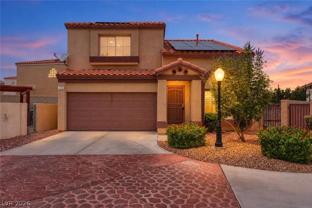 8704 Harwich, Las Vegas, NV 89129