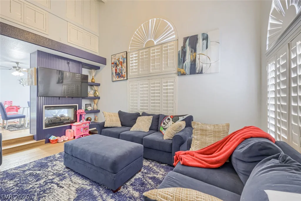 8704 Harwich, Las Vegas, NV 89129