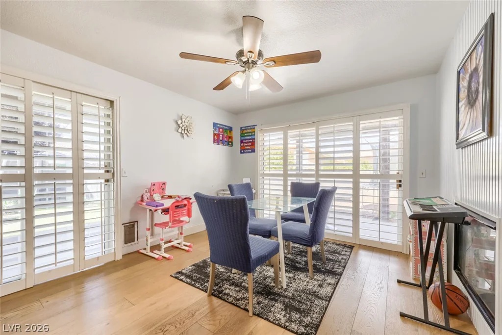 8704 Harwich, Las Vegas, NV 89129