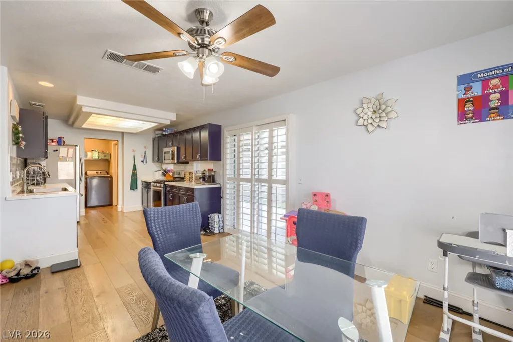 8704 Harwich, Las Vegas, NV 89129