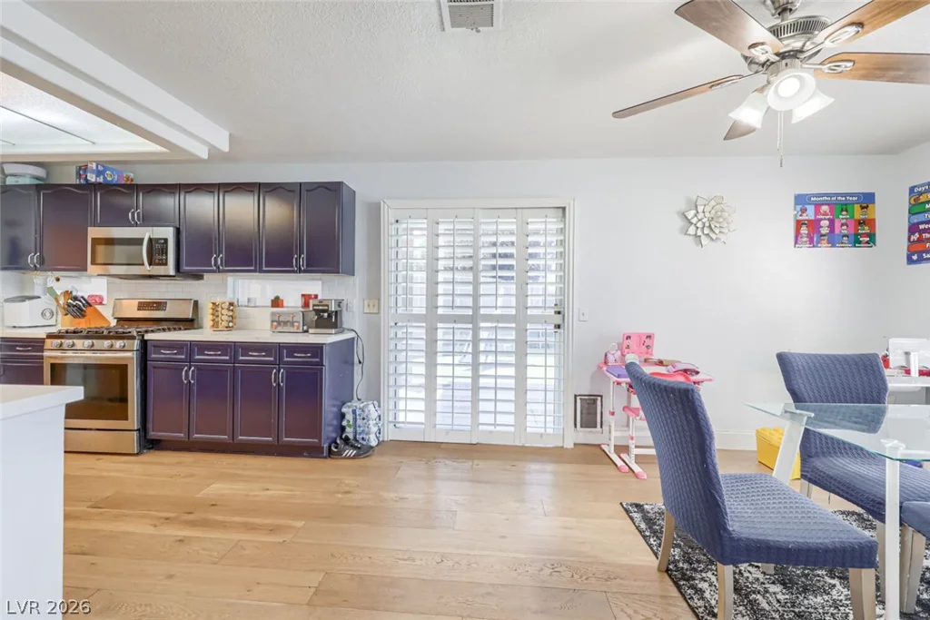8704 Harwich, Las Vegas, NV 89129