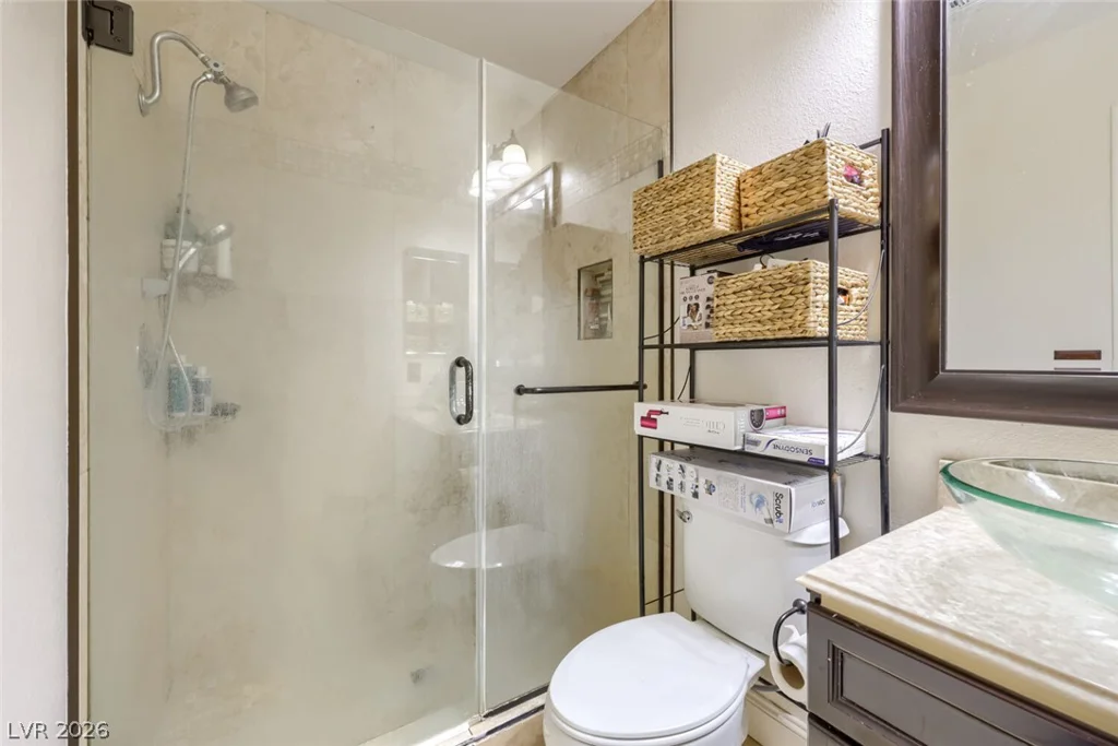 8704 Harwich, Las Vegas, NV 89129