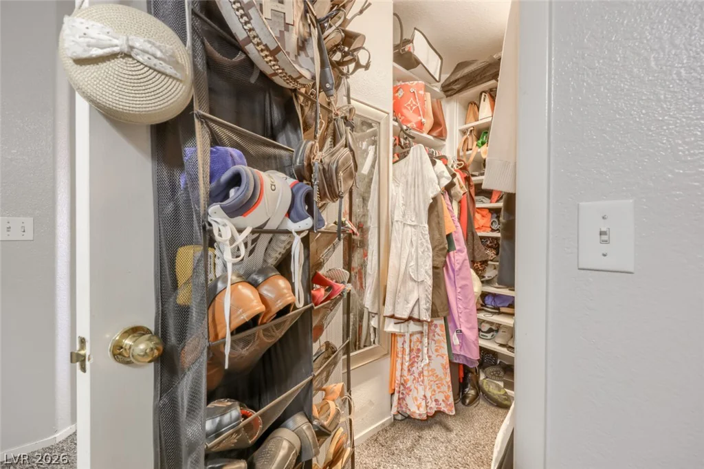 8704 Harwich, Las Vegas, NV 89129