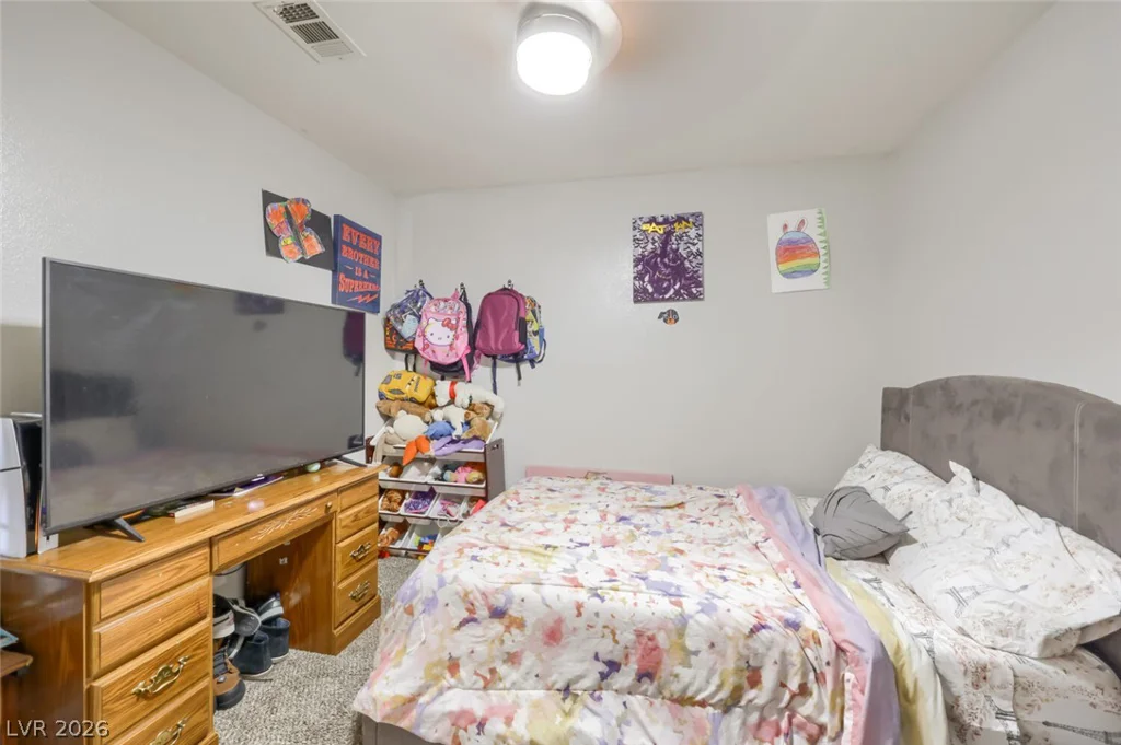 8704 Harwich, Las Vegas, NV 89129