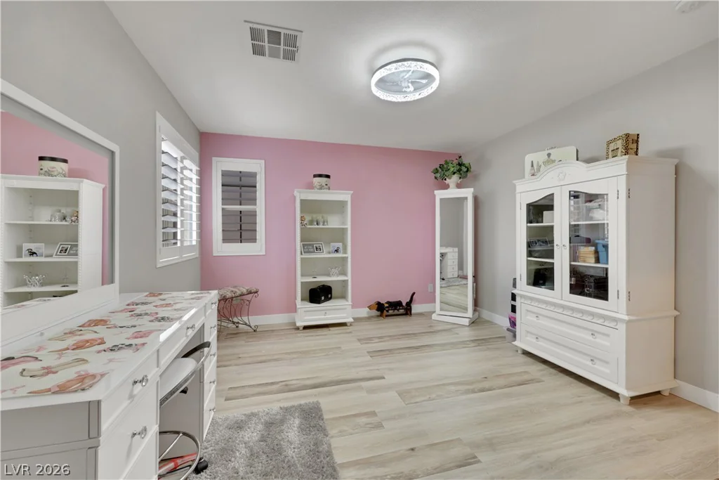6737 Guidestar, North Las Vegas, NV 89084