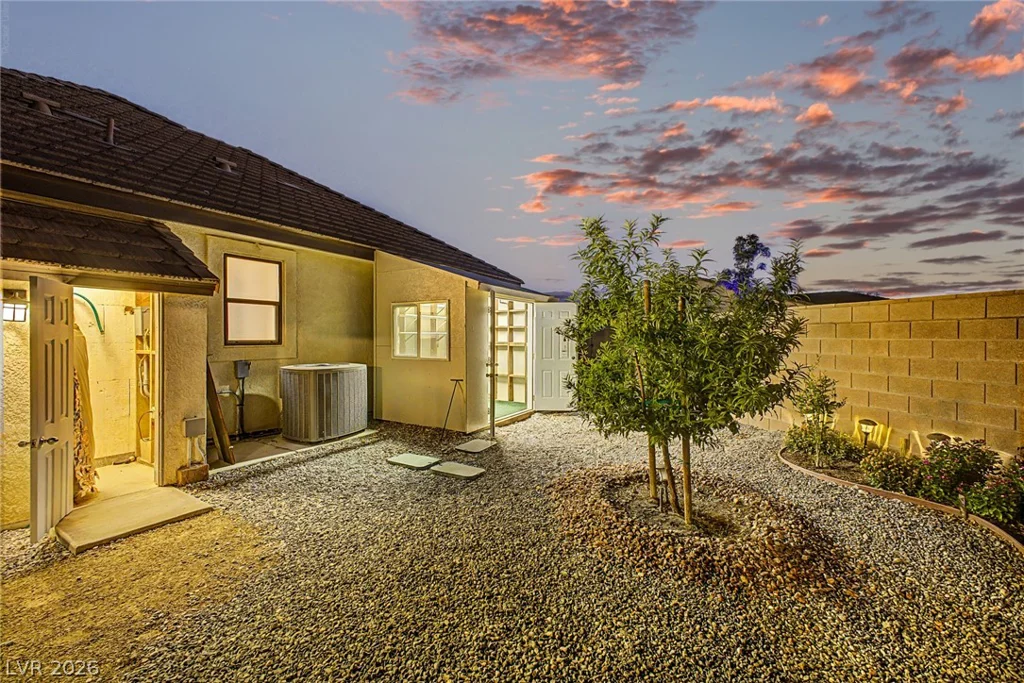 4990 Marywood, Pahrump, NV 89061