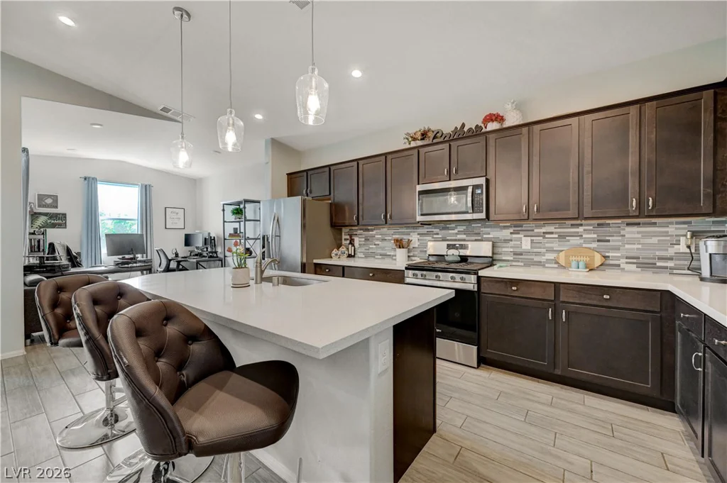 27 Red Sandstone, North Las Vegas, NV 89031