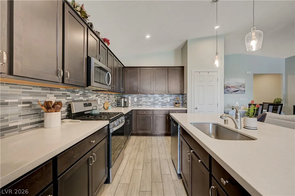 27 Red Sandstone, North Las Vegas, NV 89031