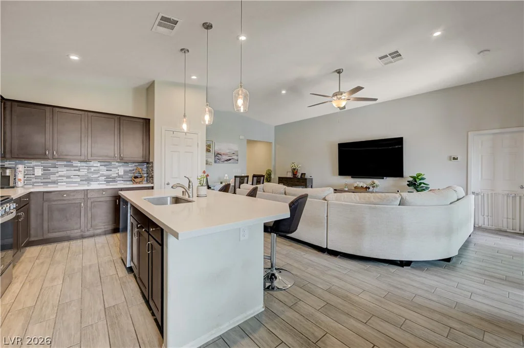 27 Red Sandstone, North Las Vegas, NV 89031