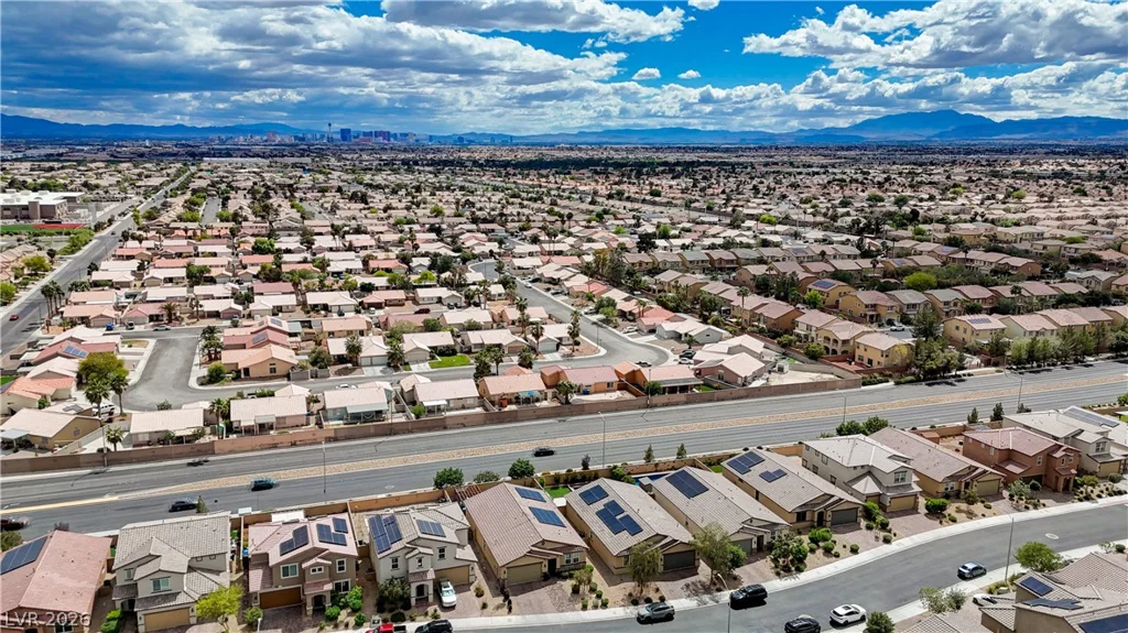 27 Red Sandstone, North Las Vegas, NV 89031