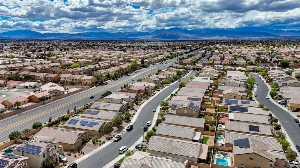 27 Red Sandstone, North Las Vegas, NV 89031