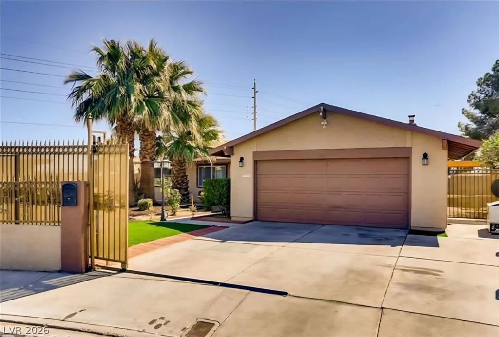 4181 Royalhill, Las Vegas, NV 89121