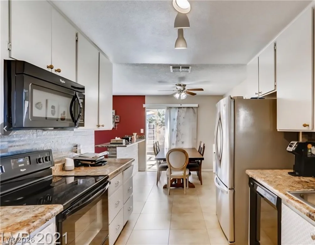 4181 Royalhill, Las Vegas, NV 89121