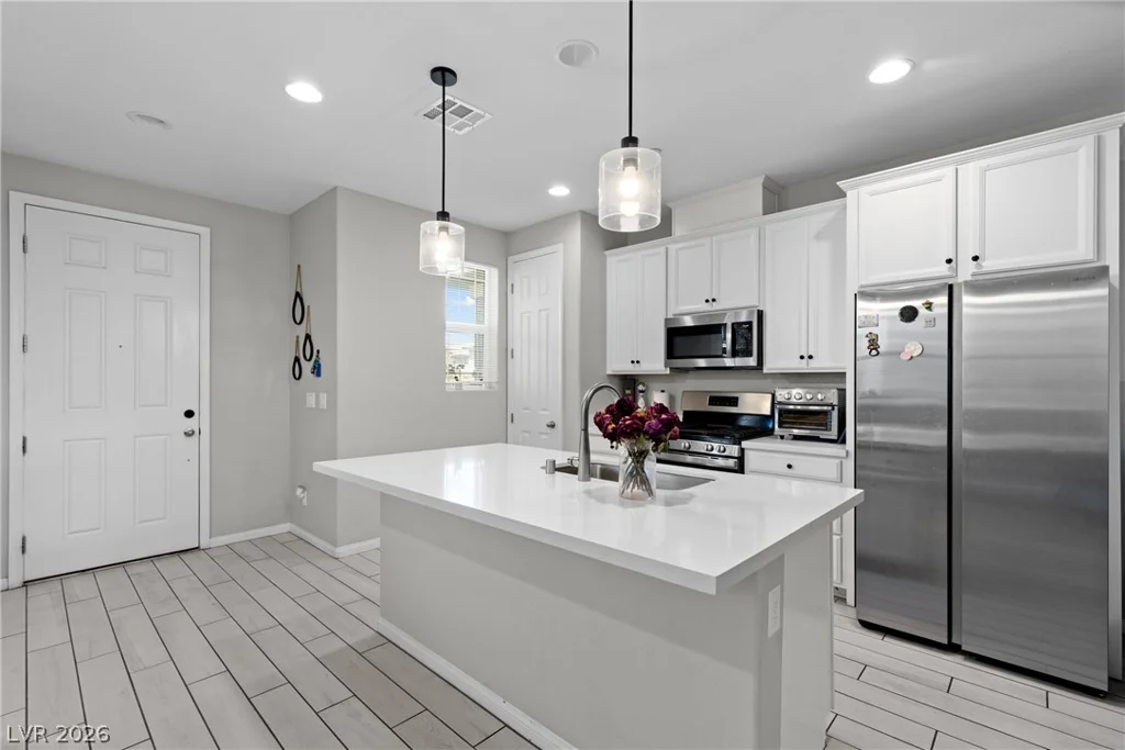 690 Cottonwood Hill, Henderson, NV 89011
