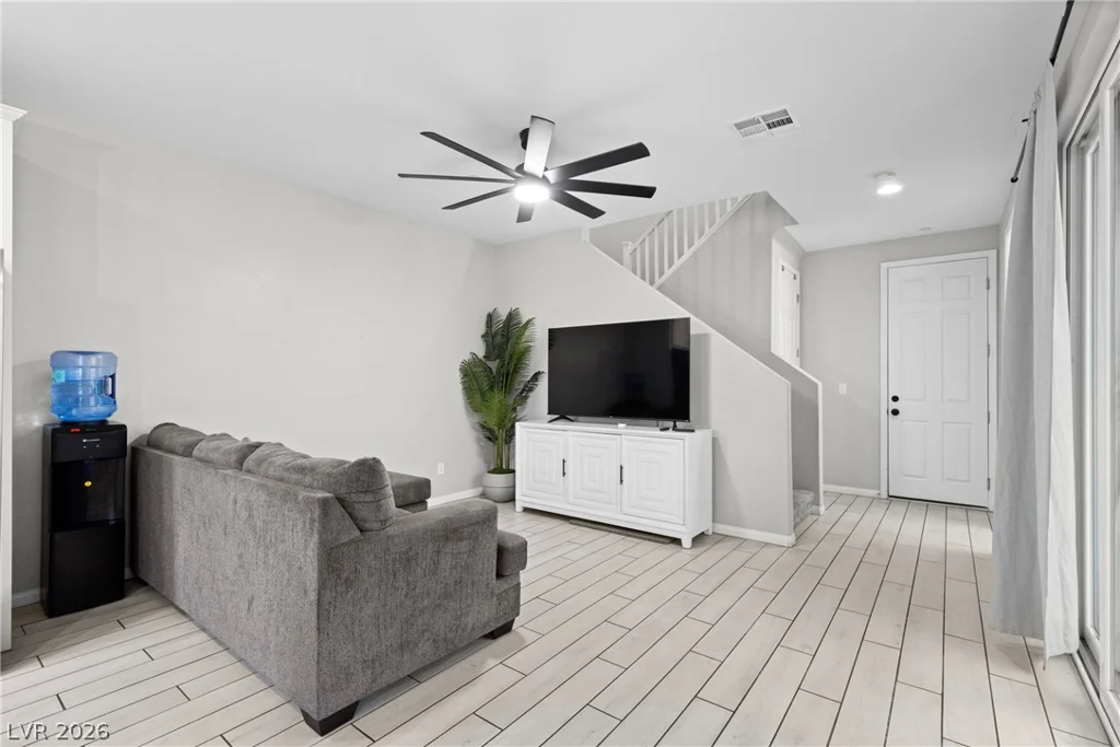 690 Cottonwood Hill, Henderson, NV 89011