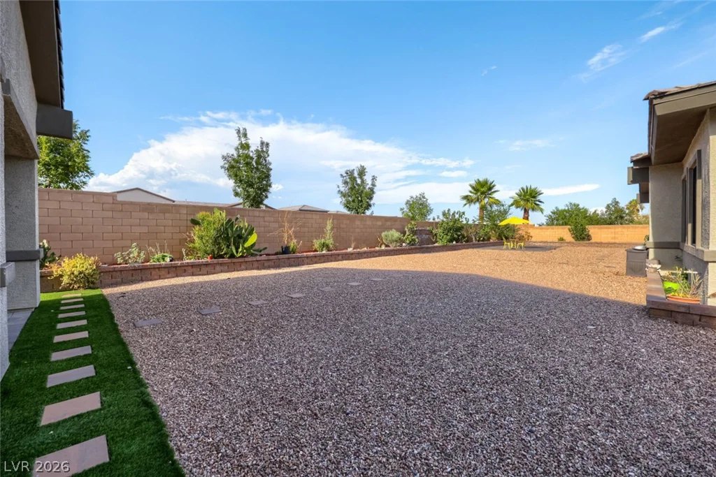 9520 Ponderay, Las Vegas, NV 89149