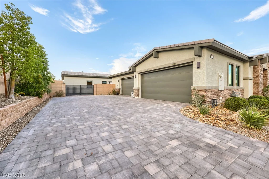 9520 Ponderay, Las Vegas, NV 89149
