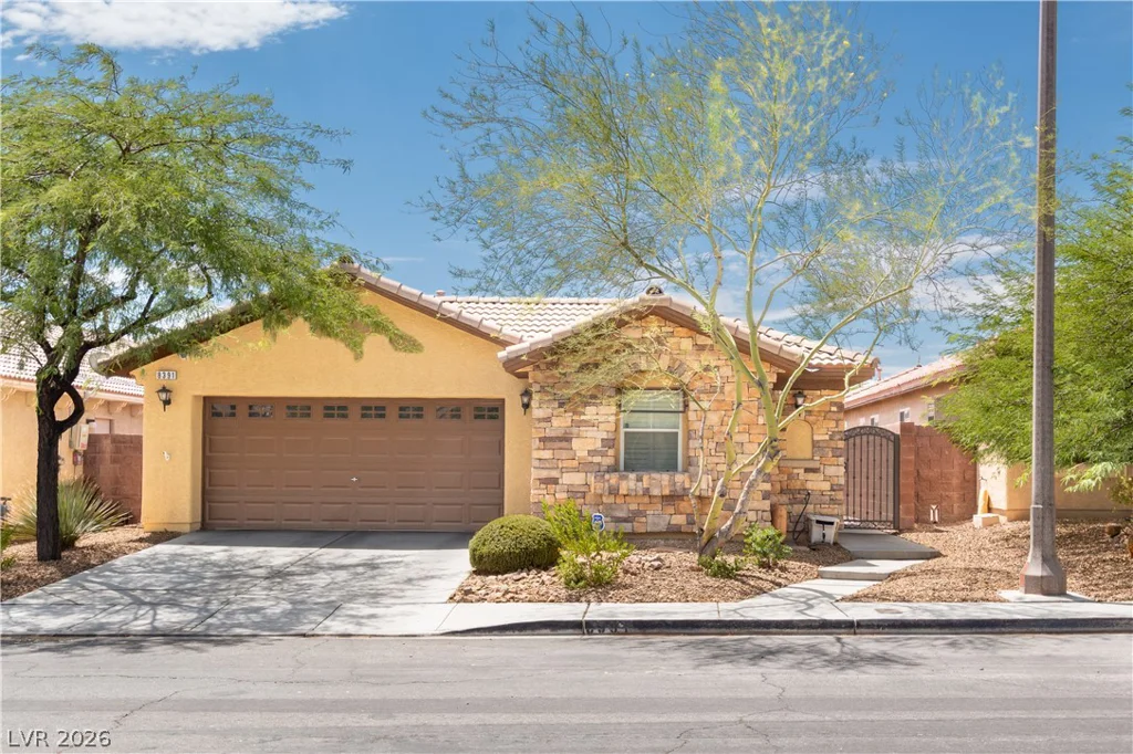 8391 Hollywood Hills, Las Vegas, NV 89178