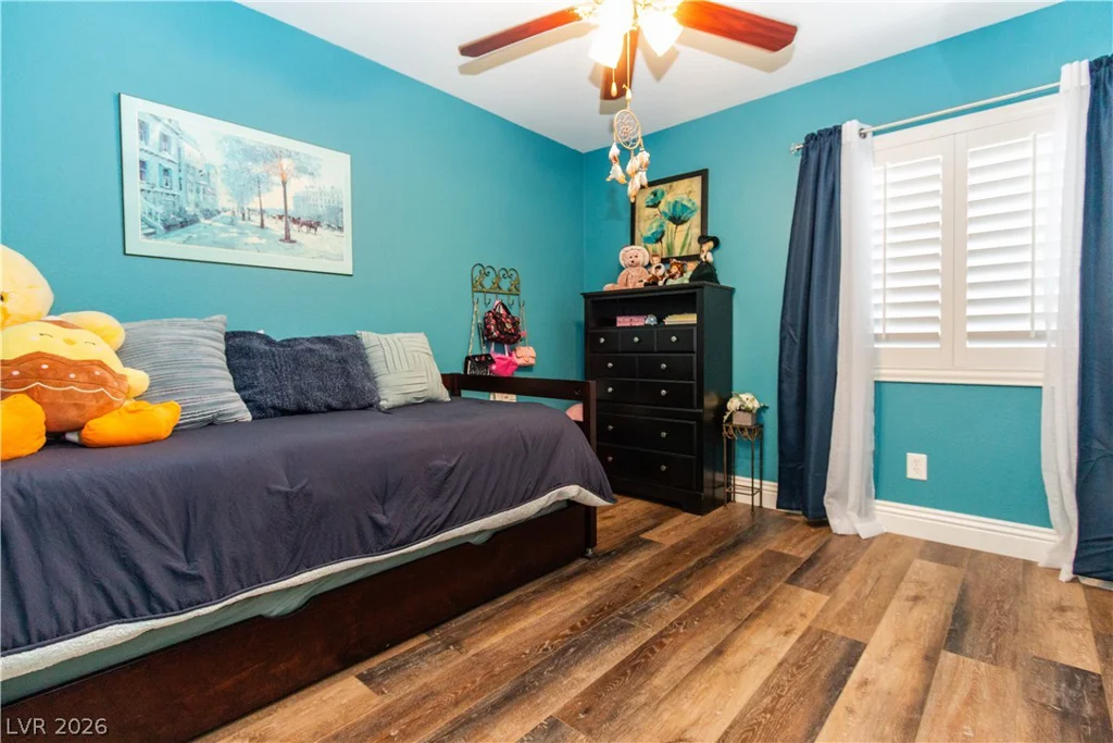 8391 Hollywood Hills, Las Vegas, NV 89178