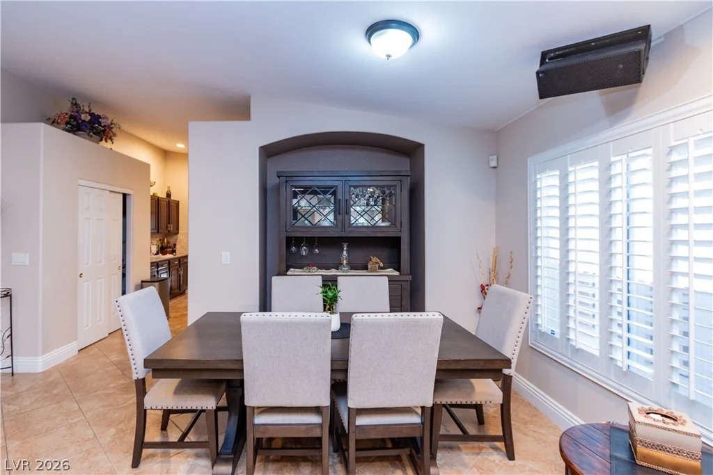 8391 Hollywood Hills, Las Vegas, NV 89178
