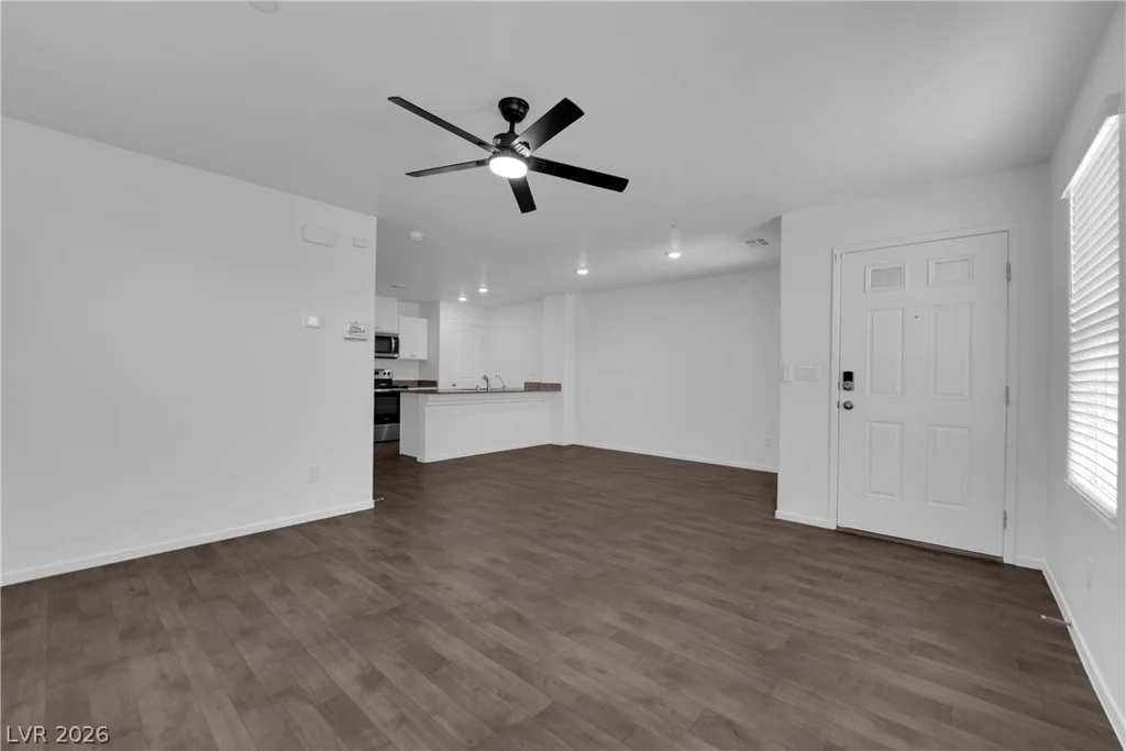 1114 Scarlet Sparrow, Henderson, NV 89011
