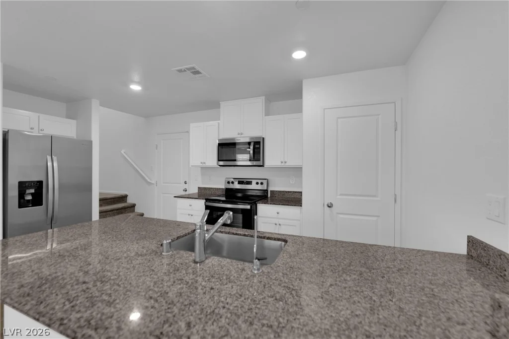 1114 Scarlet Sparrow, Henderson, NV 89011