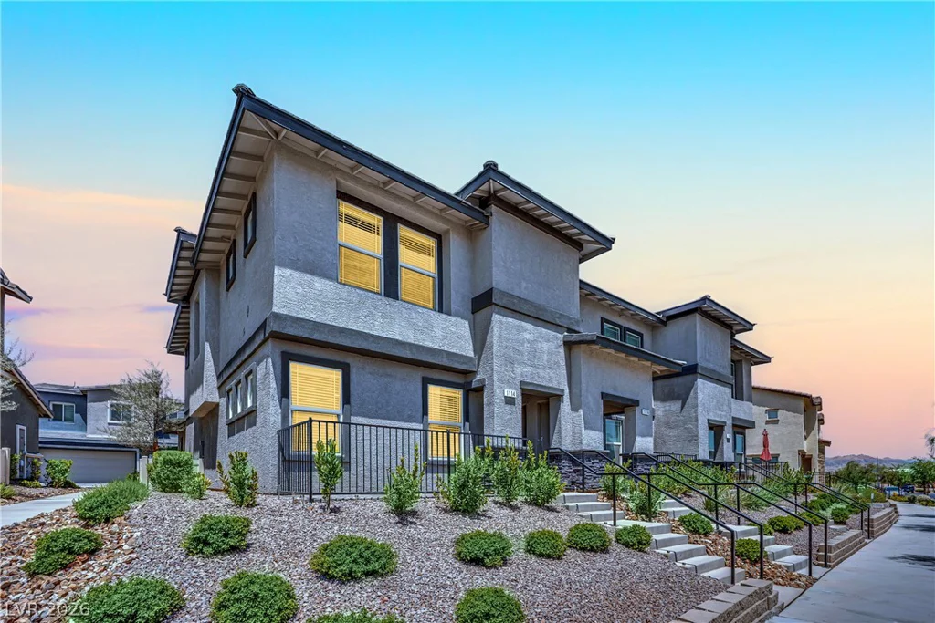 1114 Scarlet Sparrow, Henderson, NV 89011