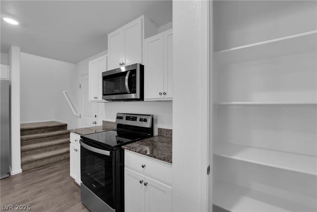 1114 Scarlet Sparrow, Henderson, NV 89011